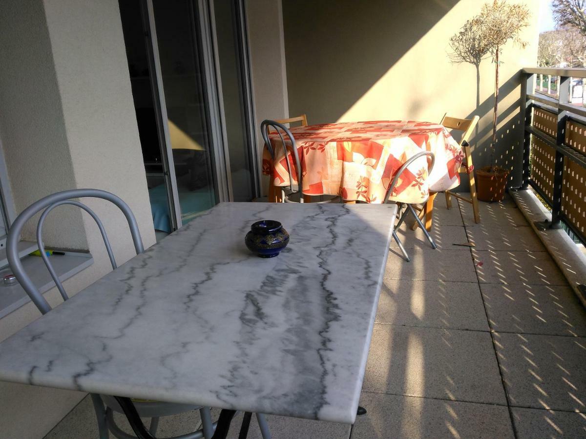 Appartement F3 Avec Parking Privee سانت-بريست المظهر الخارجي الصورة