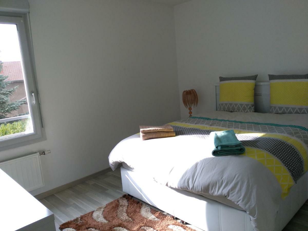 Appartement F3 Avec Parking Privee سانت-بريست المظهر الخارجي الصورة